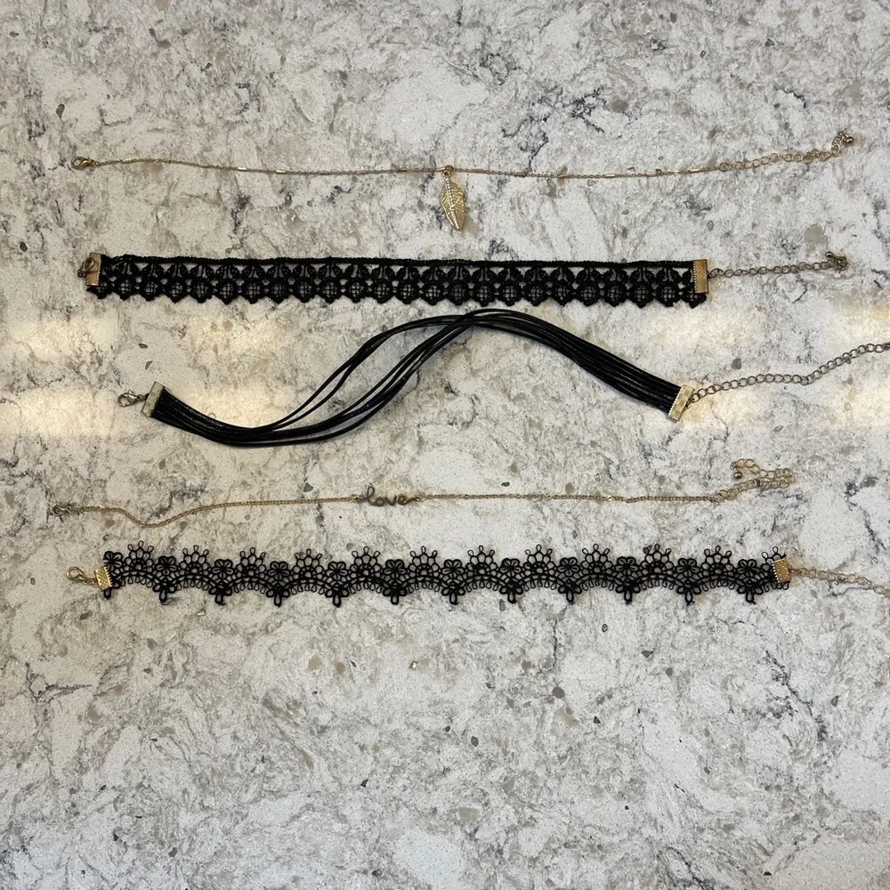 Nice 5 Mixed Choker‎ necklaces